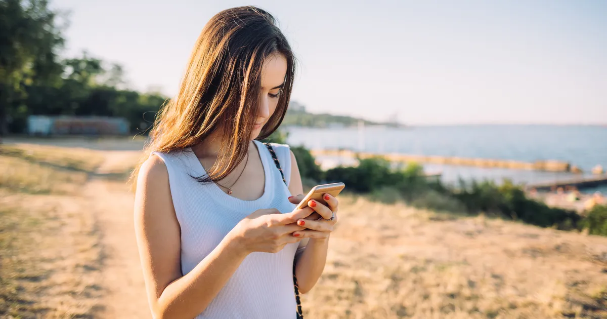 Phone Calls vs. Texting: Which One Fits You Better